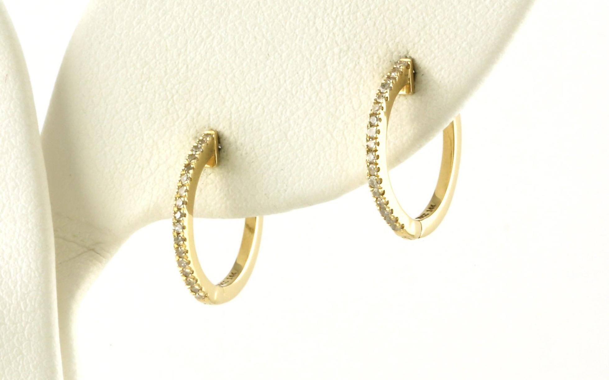 Diamond Huggie Earrings in Yellow Gold (0.10cts TWT)