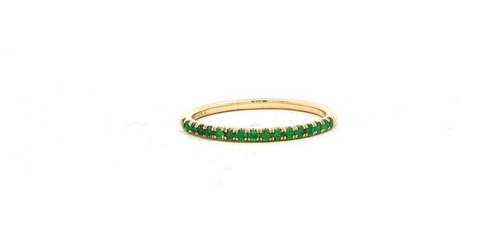content/products/Delicate Emerald Band in Yellow Gold (0.20cts TWT)