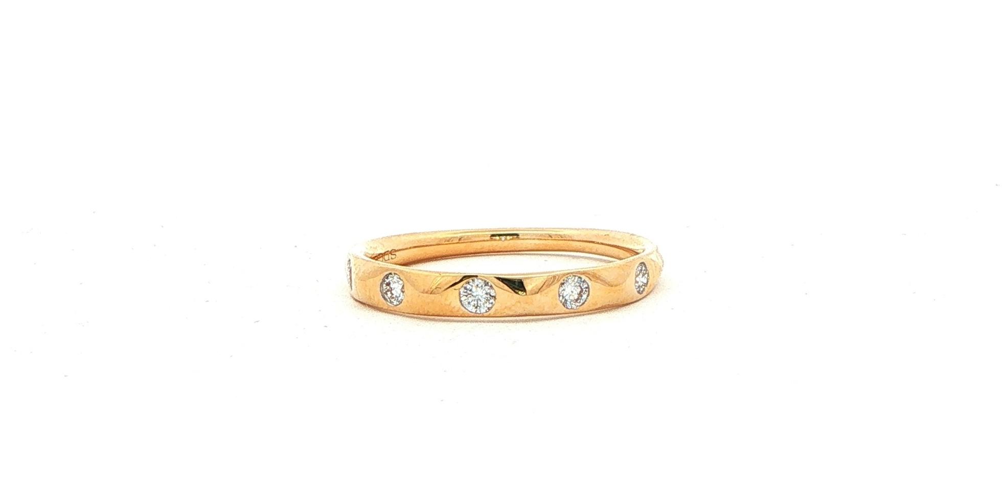 Flush-Set Diamond Geometric Ring in Yellow Gold (0.20cts TWT)
