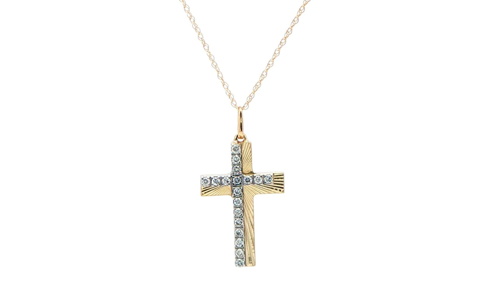 Diamond Cross Pendant Necklace with Textured Sunrays in Yellow Gold (0.20cts TWT)