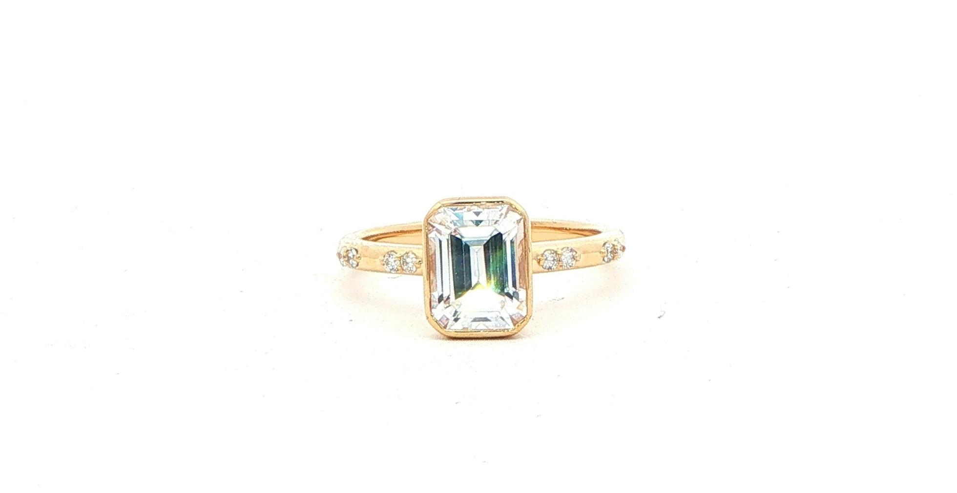 Bezel Set Emerald-Cut Engagement Ring Mounting with Diamond Accents in Yellow Gold (0.10cts TWT)