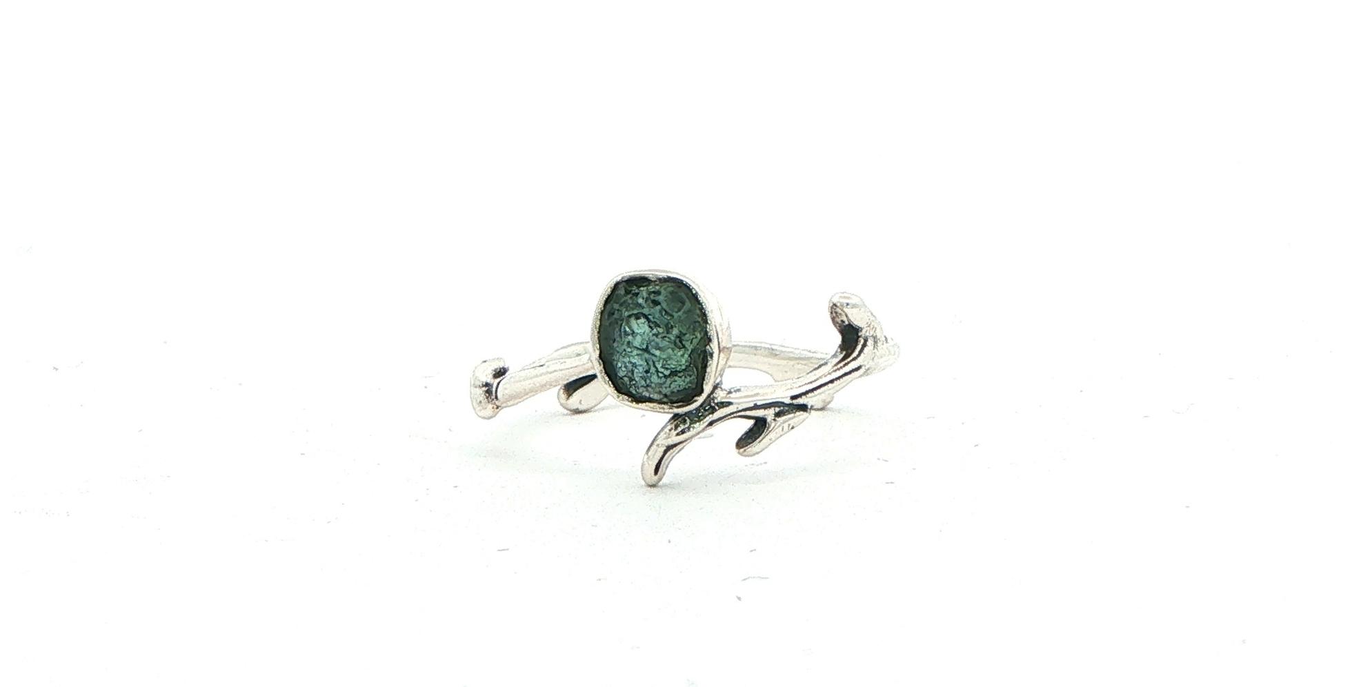 Blue-Green Raw Un-cut Montana Sapphire Twig Solitaire Ring in Sterling Silver