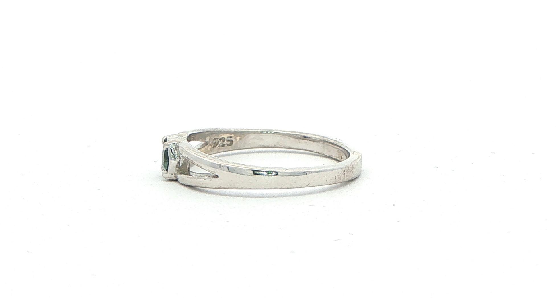 Montana Sapphire Split Shank Solitaire Ring in Sterling Silver (0.15cts) side