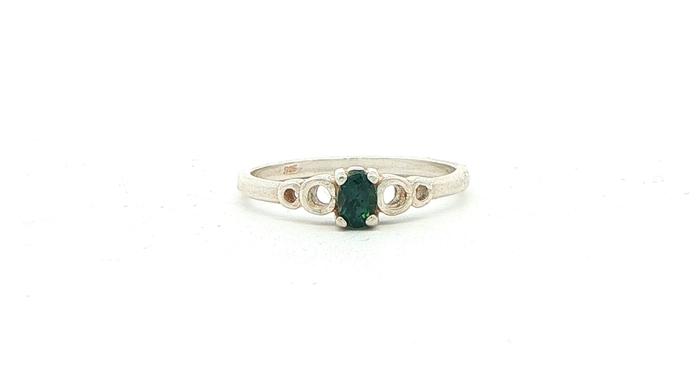 content/products/Oval Montana Sapphire Solitaire Ring with Openwork Circles Details in Sterling Silver (0.25cts)