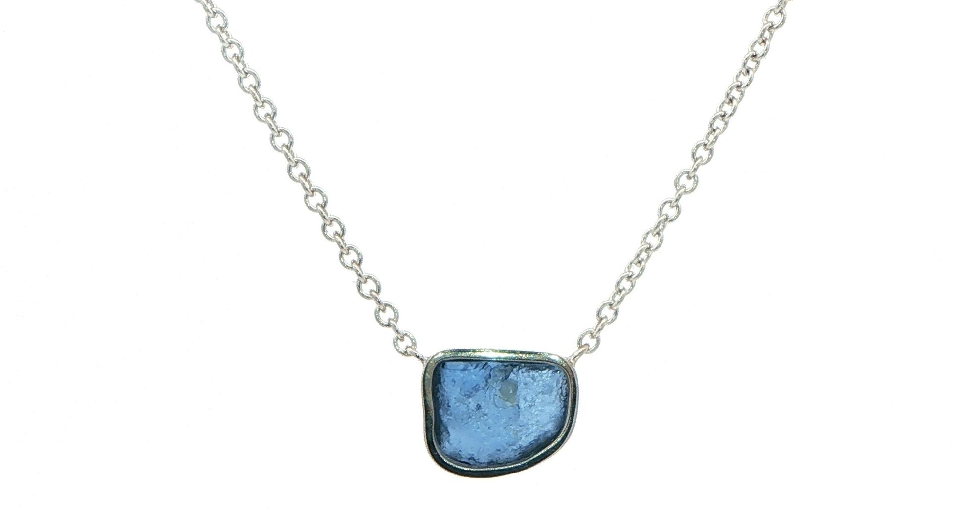 Bezel-set Raw Un-cut Montana Yogo Sapphire Pendant Necklace on Split Chain in White Gold (1.68cts) back