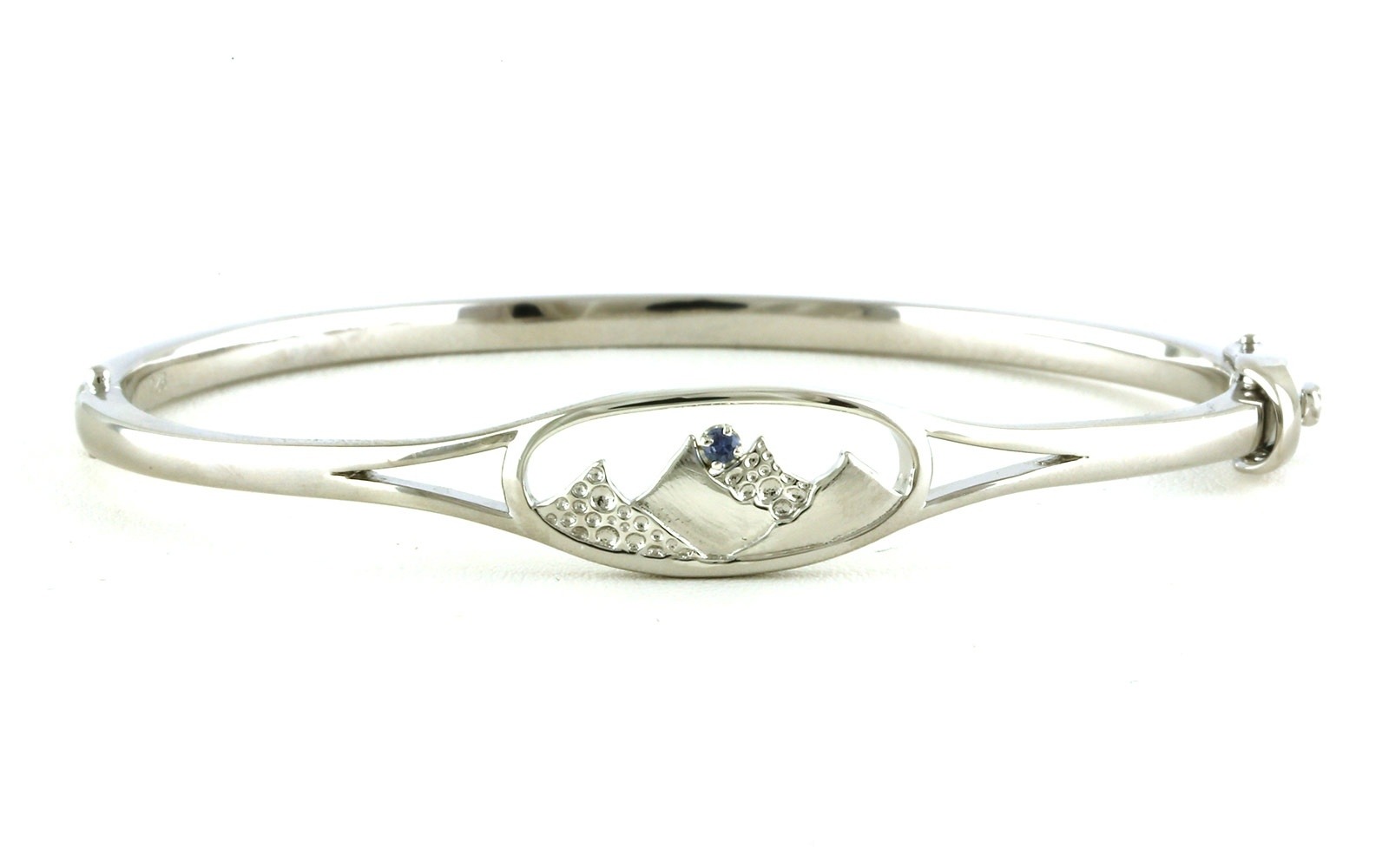 Oval Mountain Outline Split Hinged Cuff Bracelet with Montana Yogo Sapphire in Sterling Silver (0.03ct)