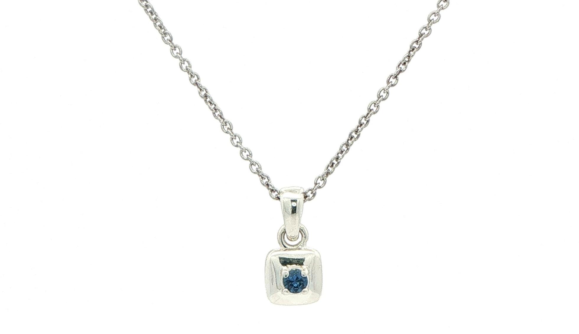 Montana Yogo Sapphire Square Pendant Necklace in Sterling Silver (0.06cts)