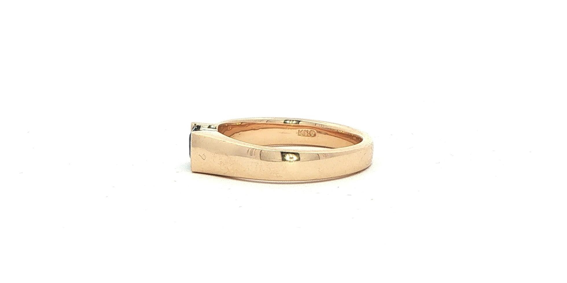 Bar-Set Royal Montana Yogo Sapphire Solitaire Ring in Yellow Gold (0.43cts)  side