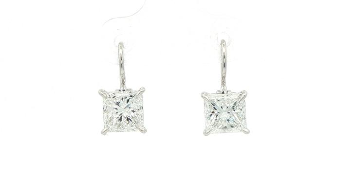 content/products/Estate Piece: Harry Winston Princess Cut Diamond Drop Earrings in Platinum (3.00cts TWT)