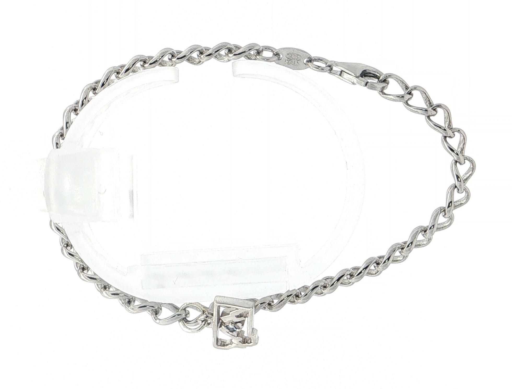 State of Montana Mountain Range Outline Charm Bracelet with Montana Yogo Sapphire in Sterling Silver (0.02cts) side