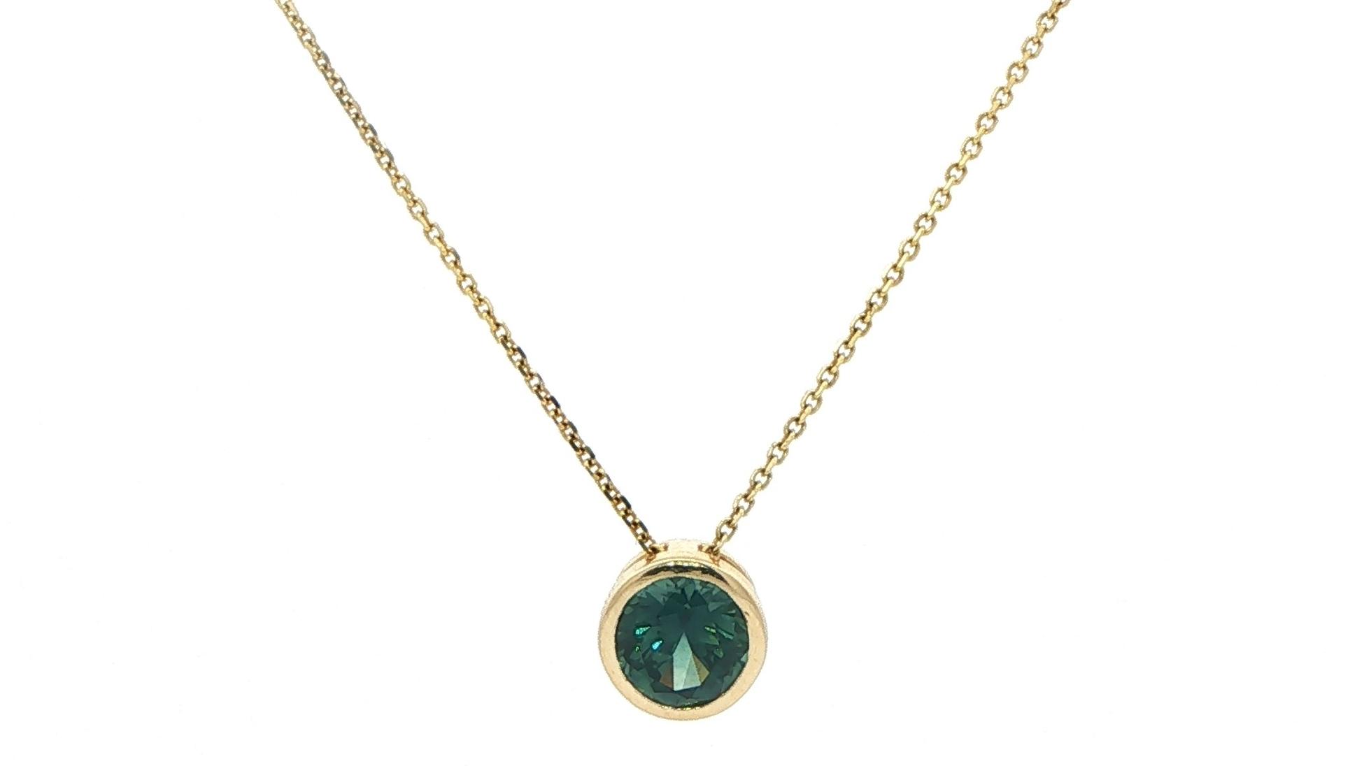Forest Green Montana Sapphire Bezel Pendant Necklace in Yellow Gold (1.08cts)
