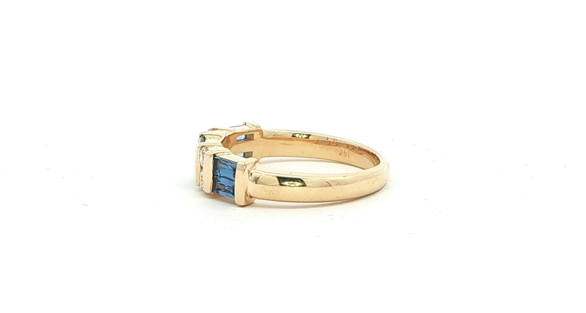 2-Row Bar-set Baguette Montana Yogo Sapphire and Round Diamond Ring in Yellow Gold (0.92cts TWT) side