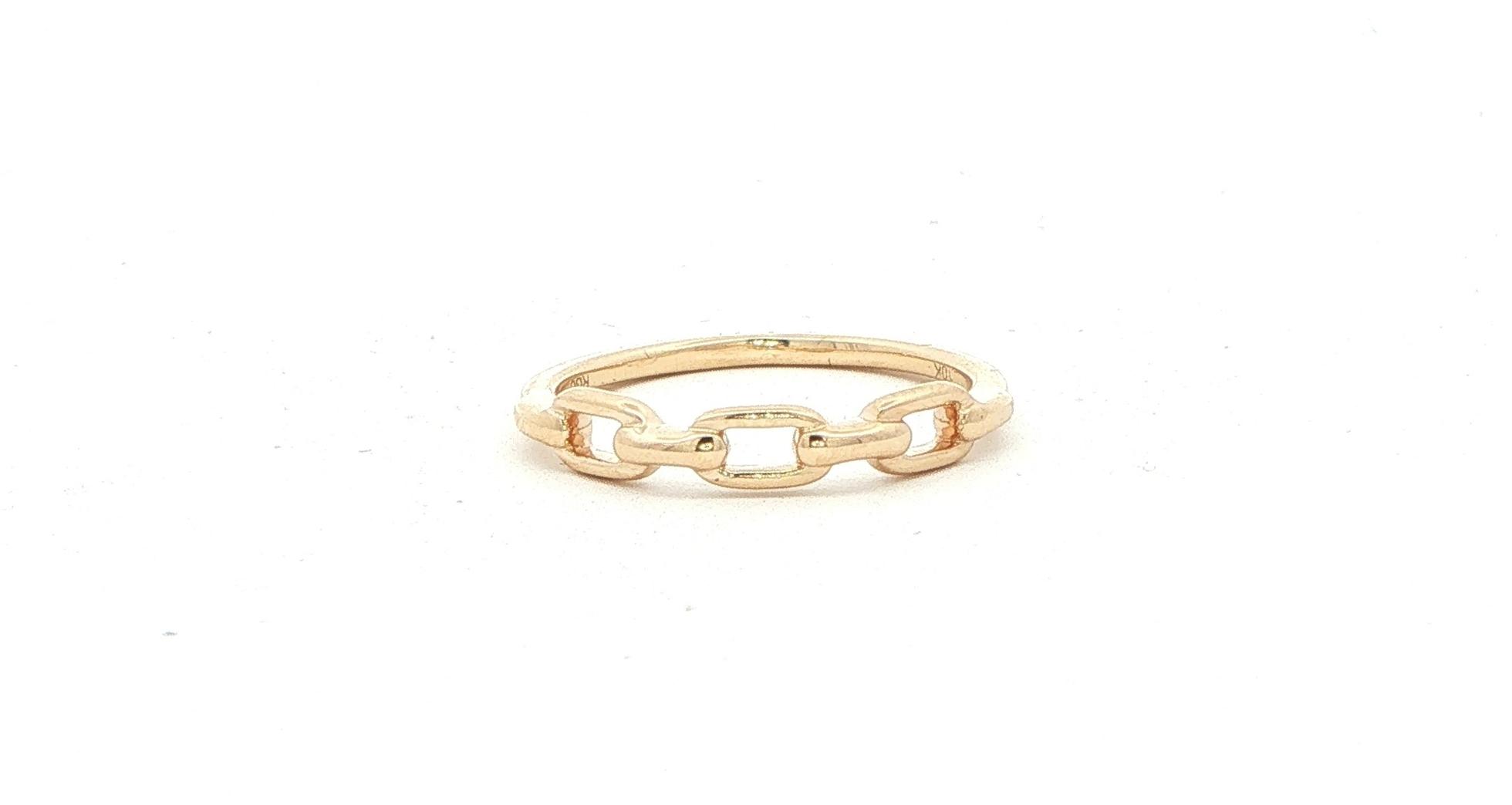 Estate Piece: Chain Link Band Ring in Yellow Gold