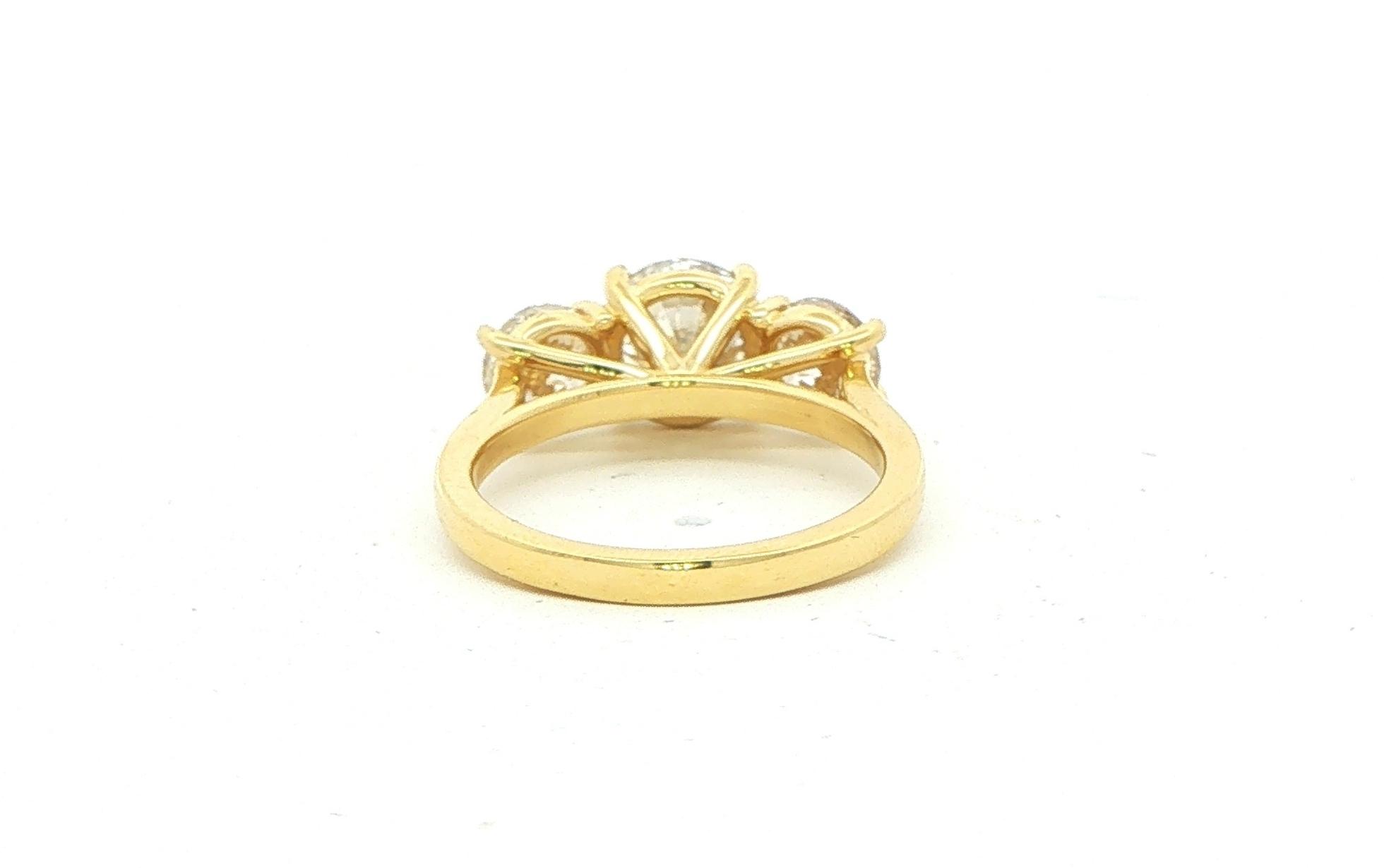 Three-Stone Diamond Ring in Yellow Gold (3.08cts TWT) back