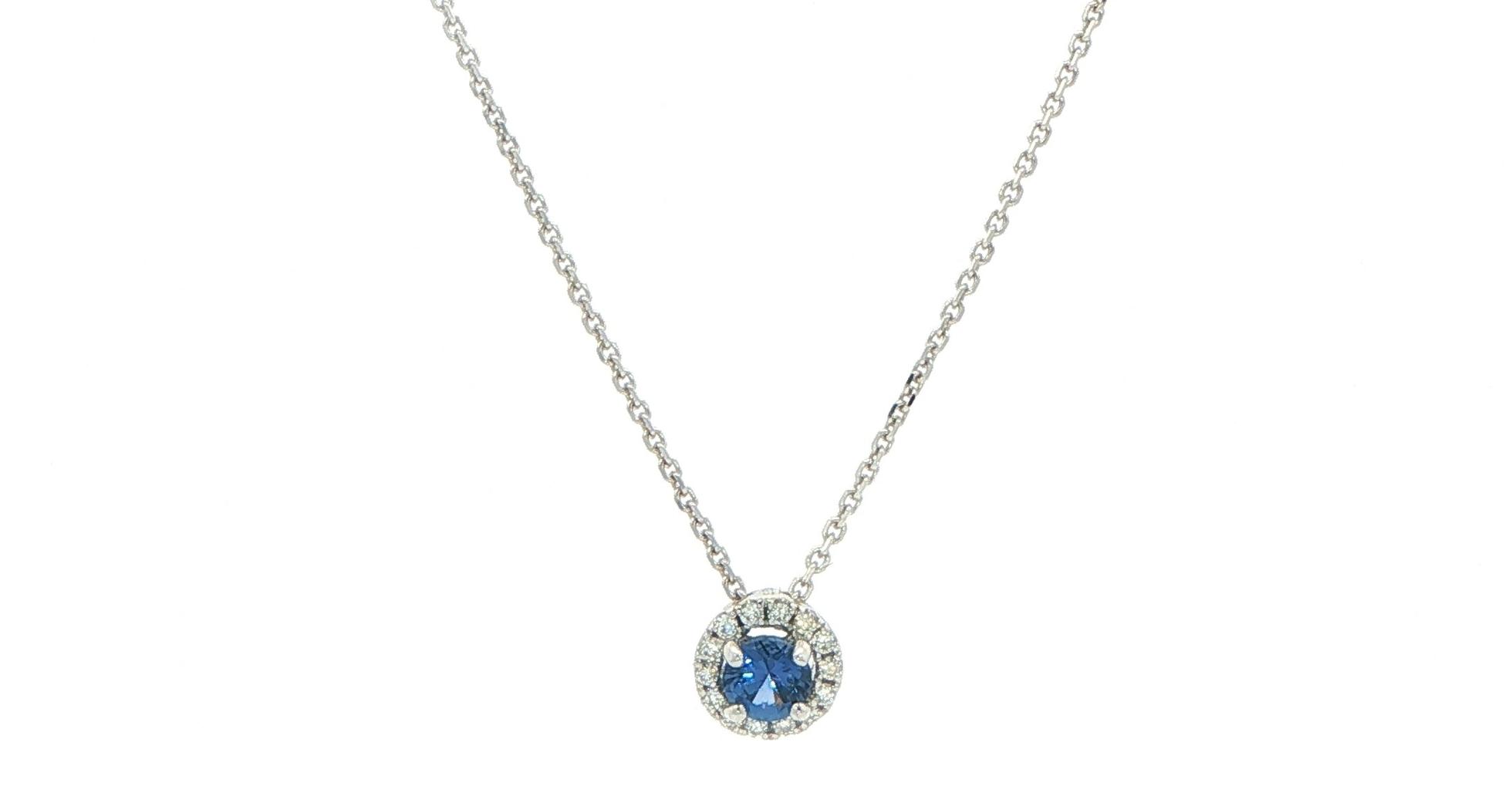 Montana Yogo Sapphire Halo Pendant Necklace in White Gold (0.22cts TWT)