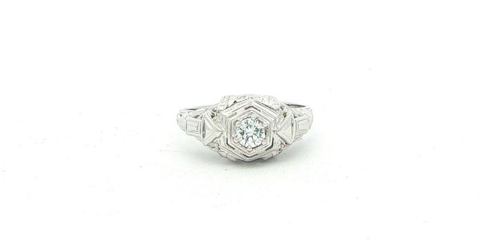 content/products/Estate Piece: Antique Bead Bright Diamond Solitaire Ring in White Gold (0.25cts)