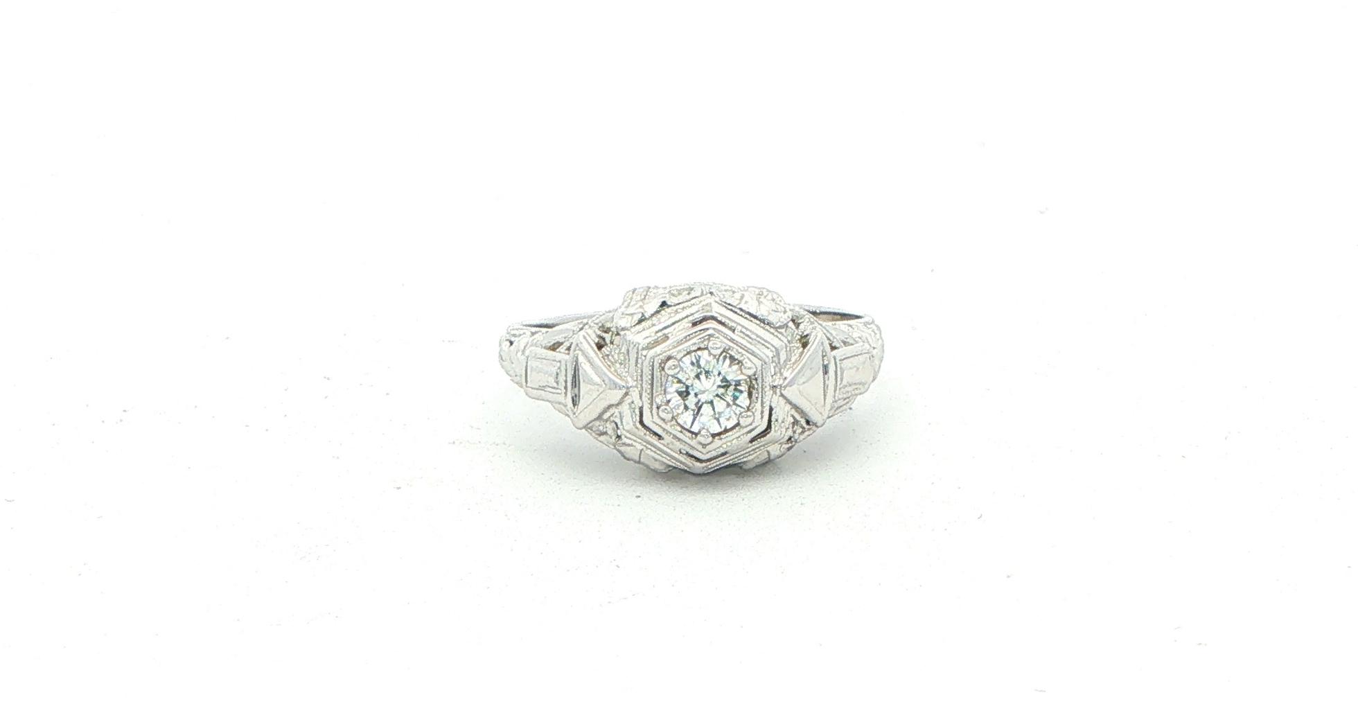 Estate Piece: Antique Bead Bright Diamond Solitaire Ring in White Gold (0.25cts)