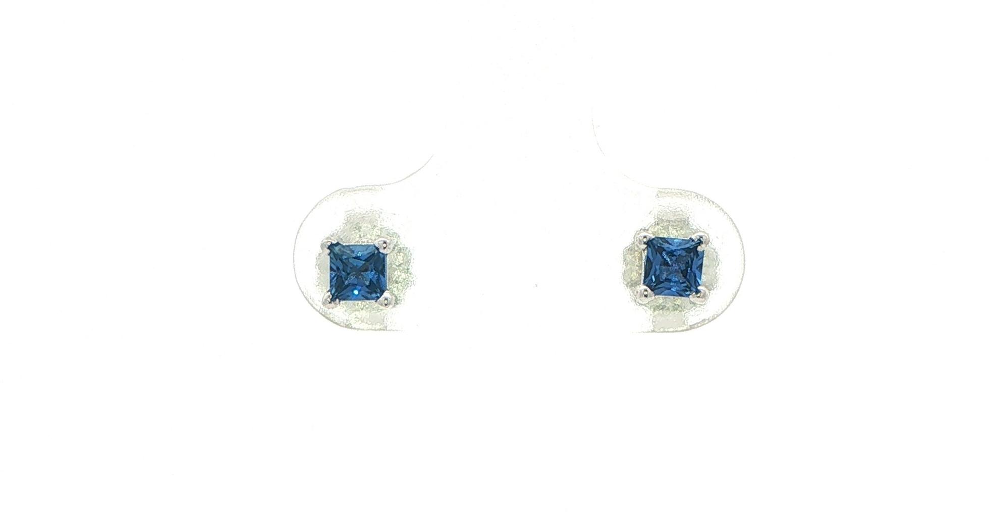 Estate Piece: Princess Cut Montana Yogo Sapphire Stud Earrings in White Gold (0.39cts TWT)