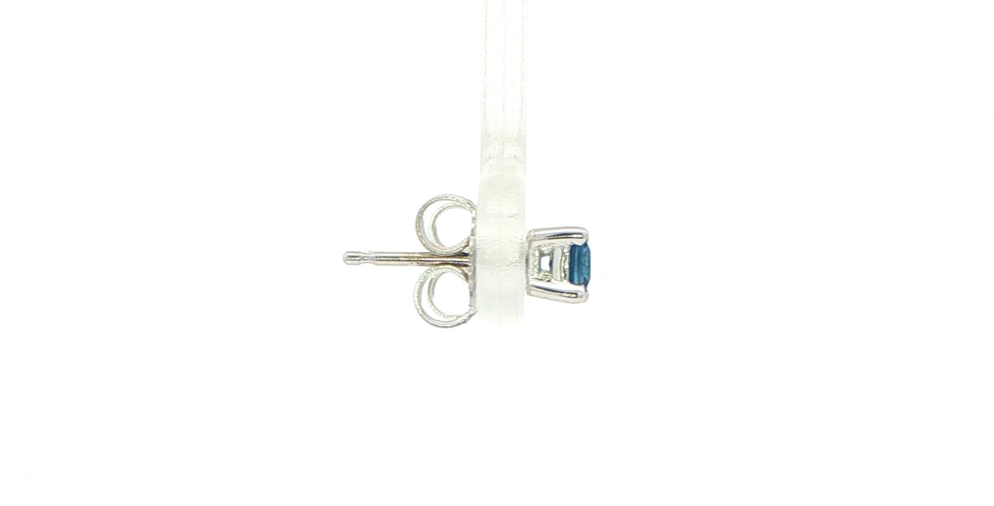 Estate Piece: Princess Cut Montana Yogo Sapphire Stud Earrings in White Gold (0.39cts TWT) side