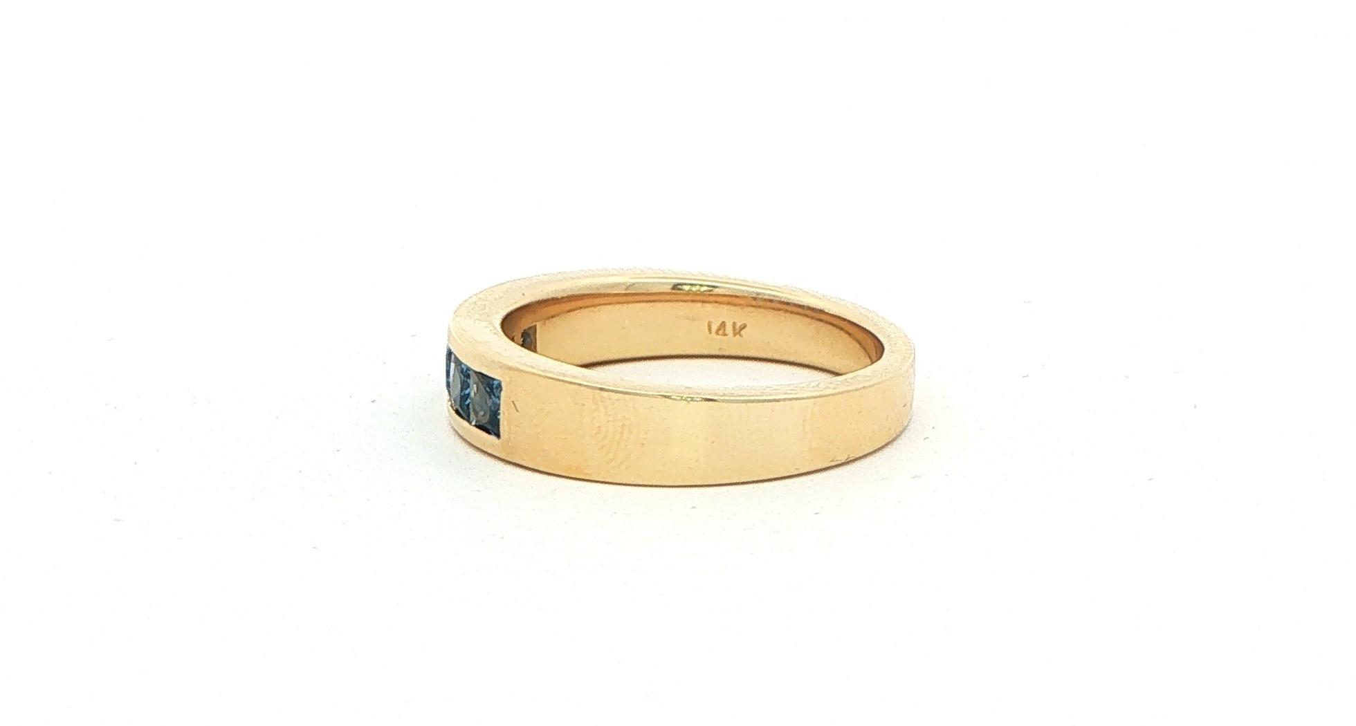 Estate Piece: 5-Stone Channel-Set Square Montana Yogo Sapphire Ring Yellow Gold (0.50cts TWT) side