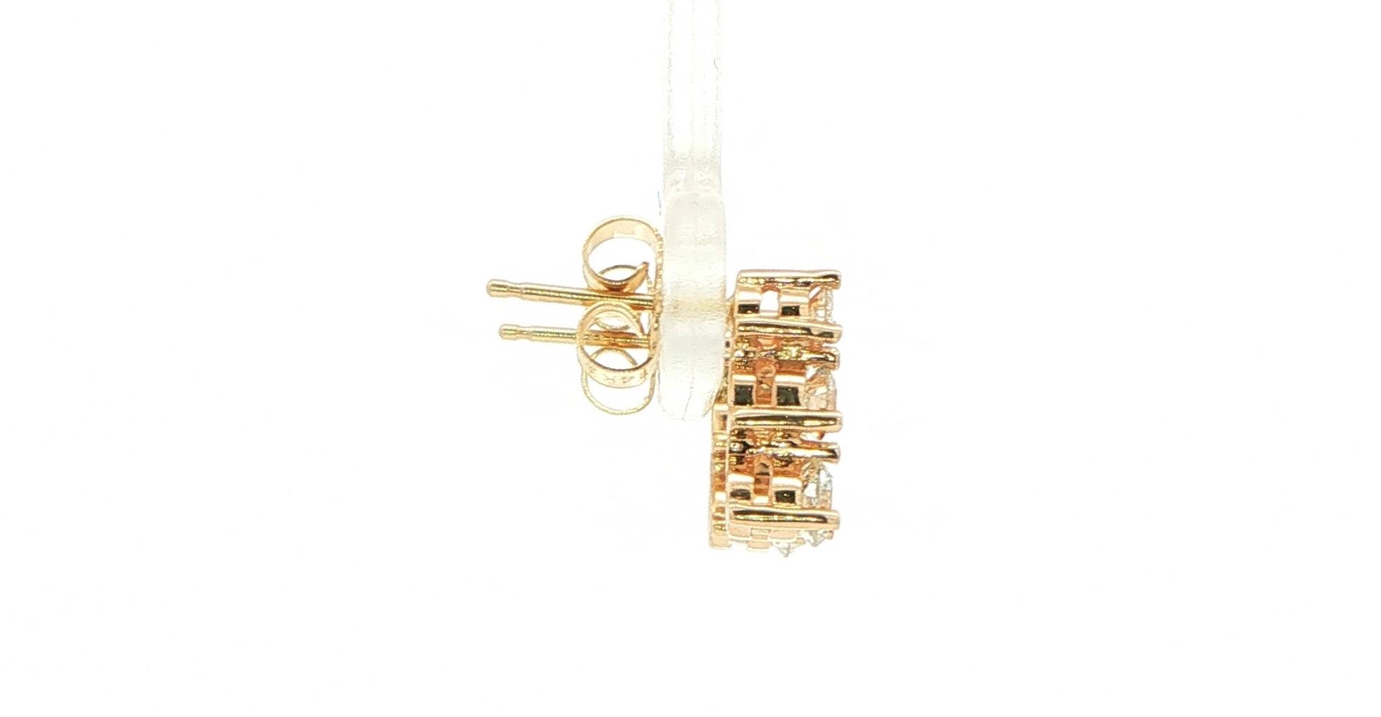 Estate Piece: Graduated Three-Stone Diamond Drop Earrings in Yellow Gold (0.50cts TWT) side
