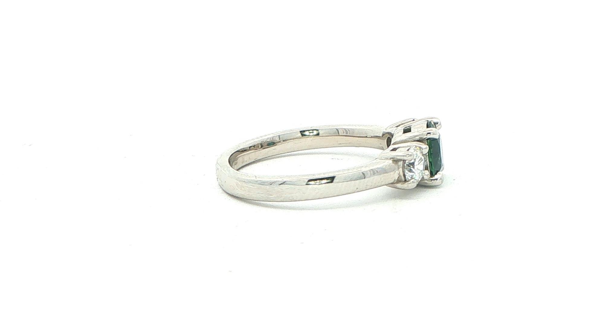 Three-Stone Deep Blue-Green Montana Sapphire and Diamond Ring in Platinum (1.45cts TWT) side