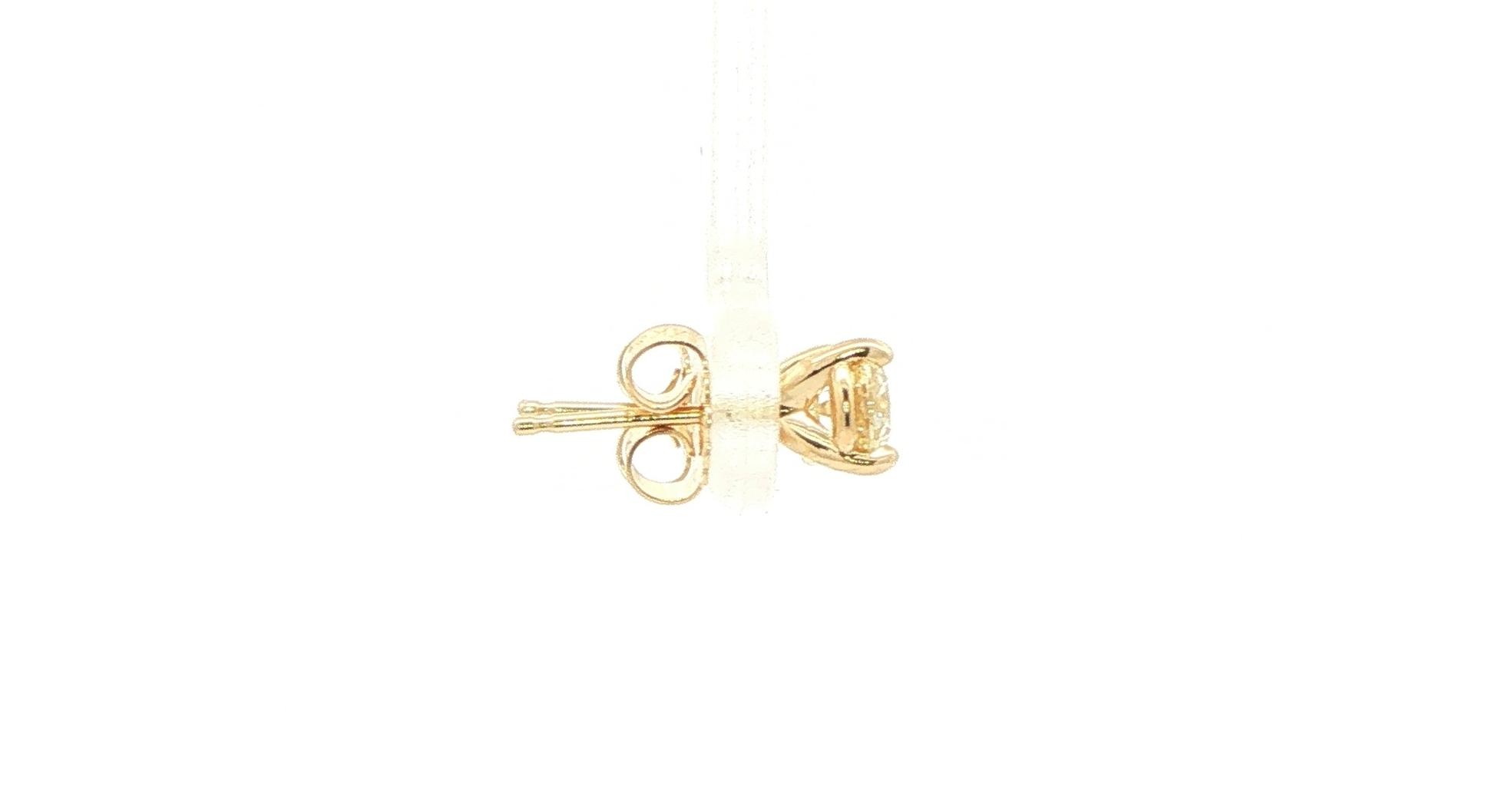 Diamond Stud Earrings in 3-Prong Martini Settings in Yellow Gold (0.75cts TWT) side