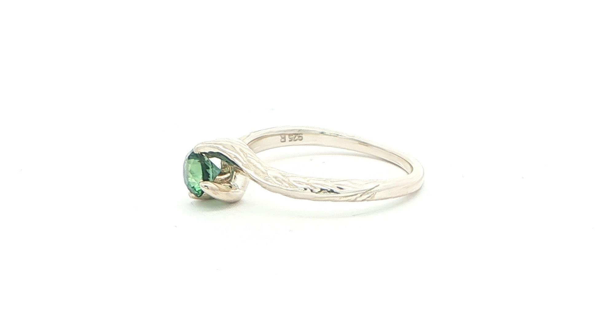  Solitaire Green Montana Sapphire Ring with Etched Details in Sterling Silver (0.60cts) side