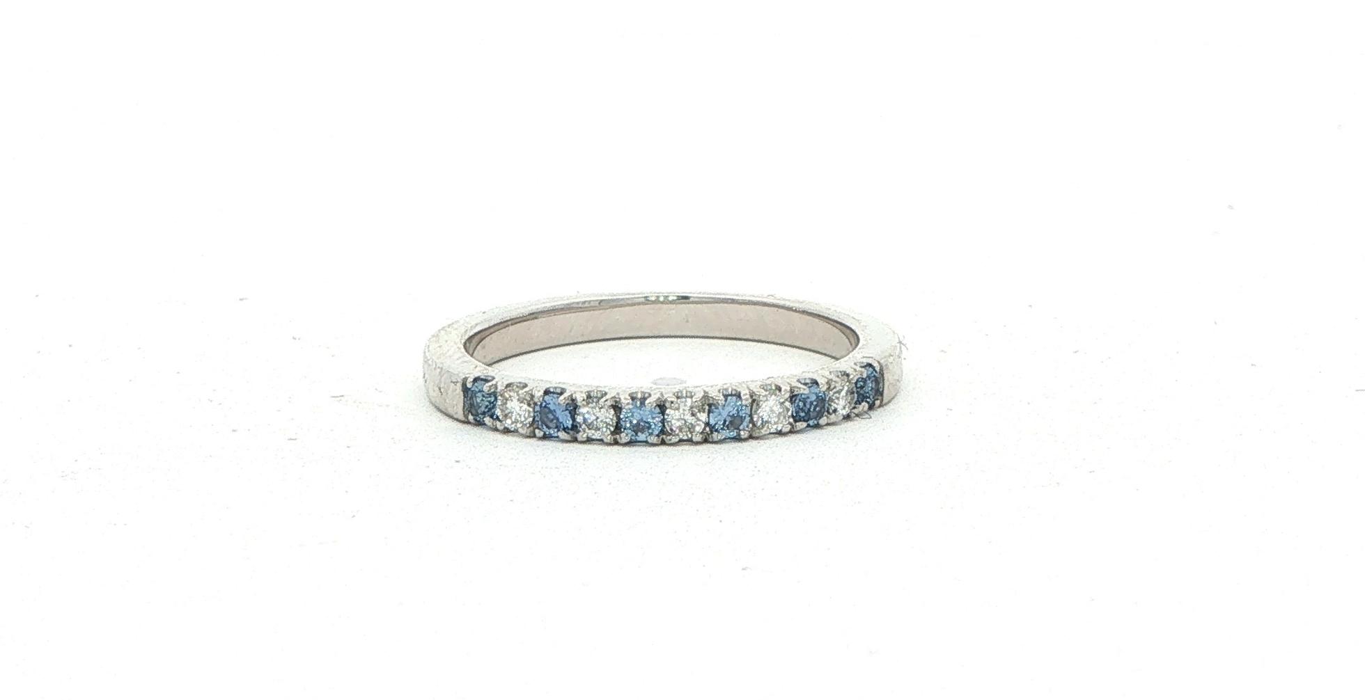 11-Stone Alternating Montana Yogo Sapphire and Diamond Band in White Gold (0.29cts TWT)