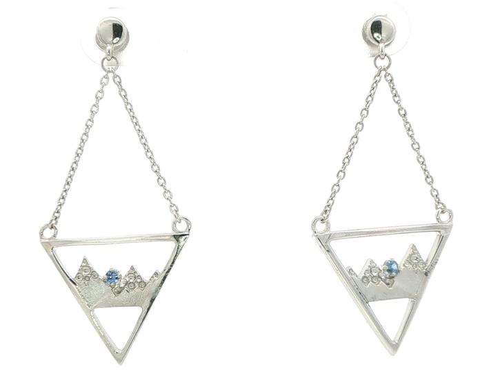 content/products/Mountain Motif Triangular Dangle Earrings with Montana Yogo Sapphire in Sterling Silver  (0.06cts TWT)