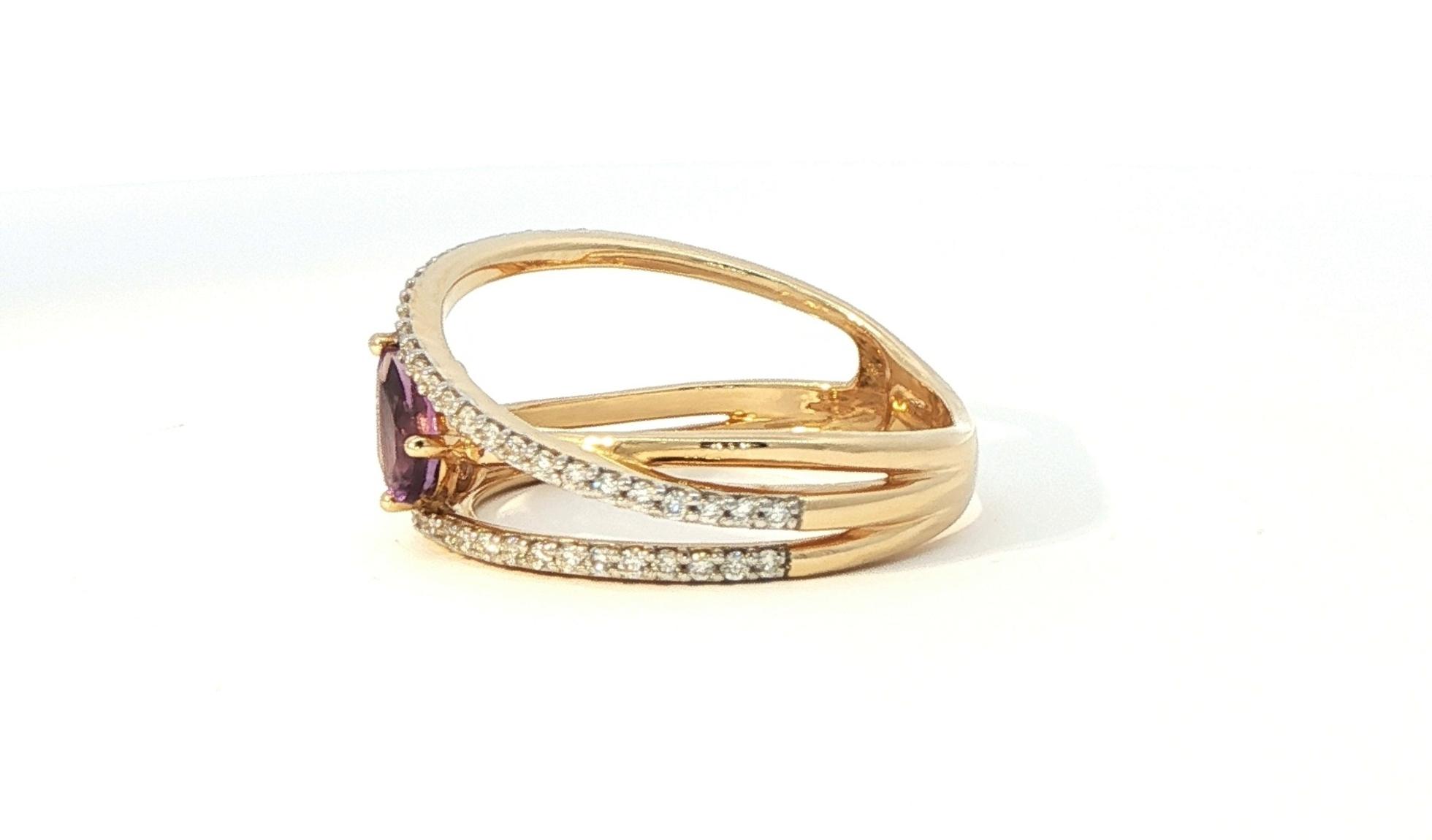 Wide Overlap Amethyst and Diamond Ring in Yellow Gold (0.66cts TWT) side