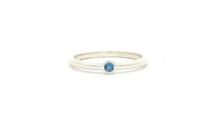 content/products/Bezel-Set Montana Yogo Sapphire Solitaire Ring in Sterling Silver (0.05ct)