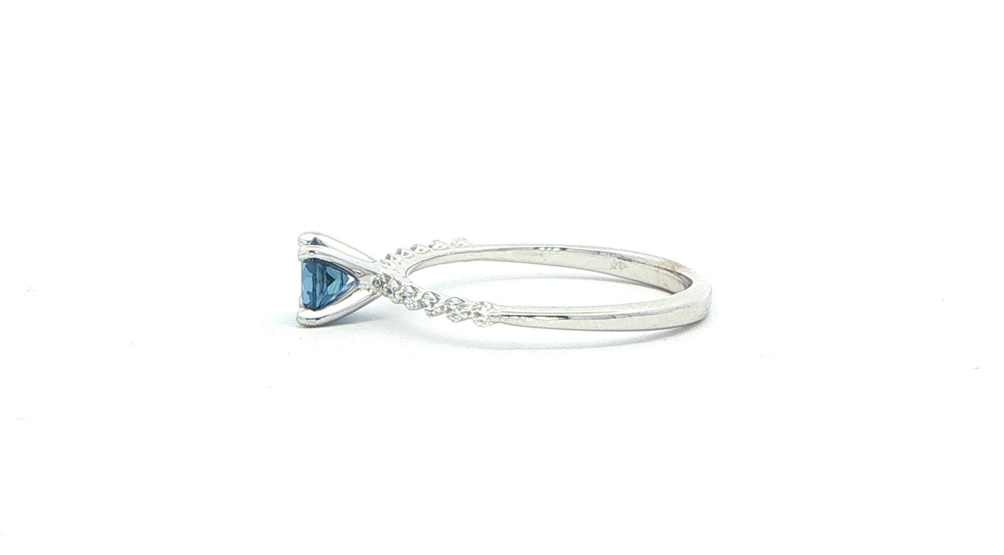 Montana Yogo Sapphire and Diamond Ring in White Gold (0.66cts TWT) side