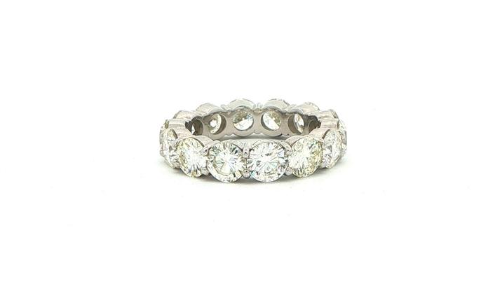 content/products/Diamond Eternity Band in Platinum (5.97cts TWT)
