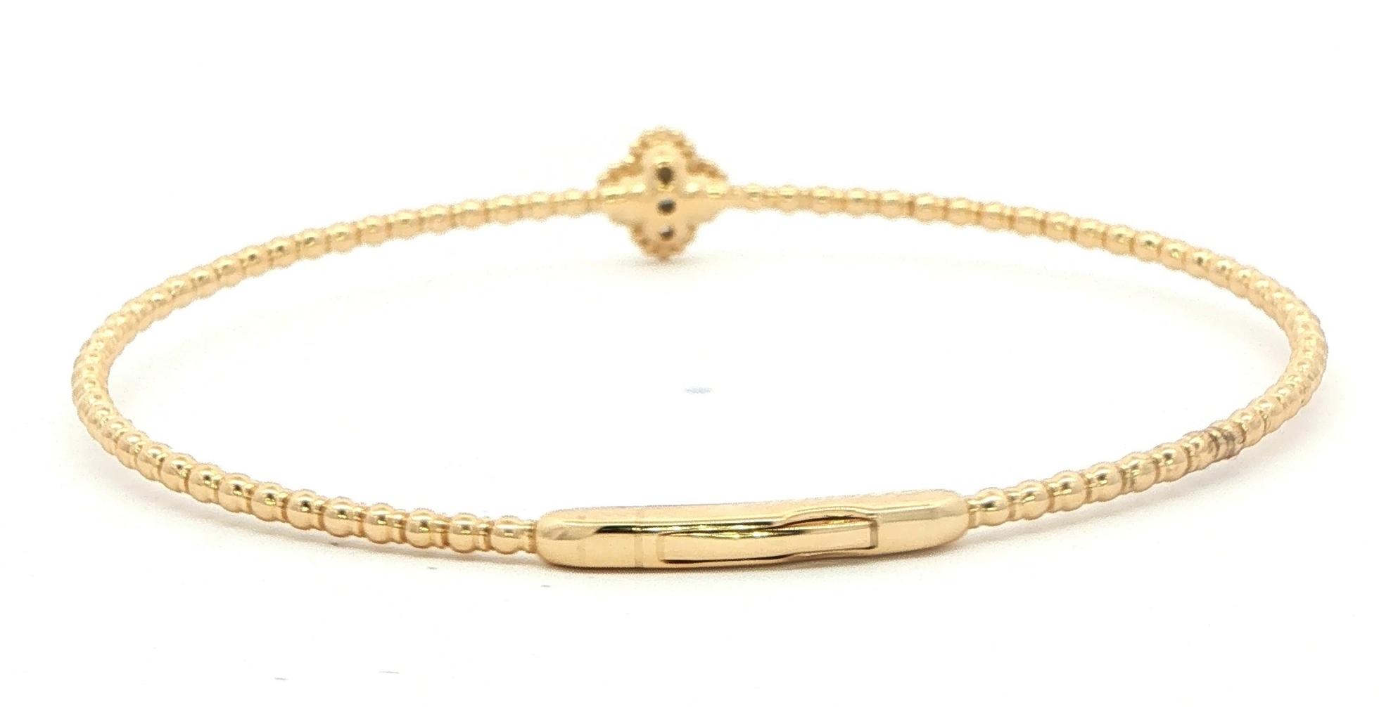 Diamond Clover Motif Beaded Flexi Bangle Bracelet in Yellow Gold (0.18cts TWT) back