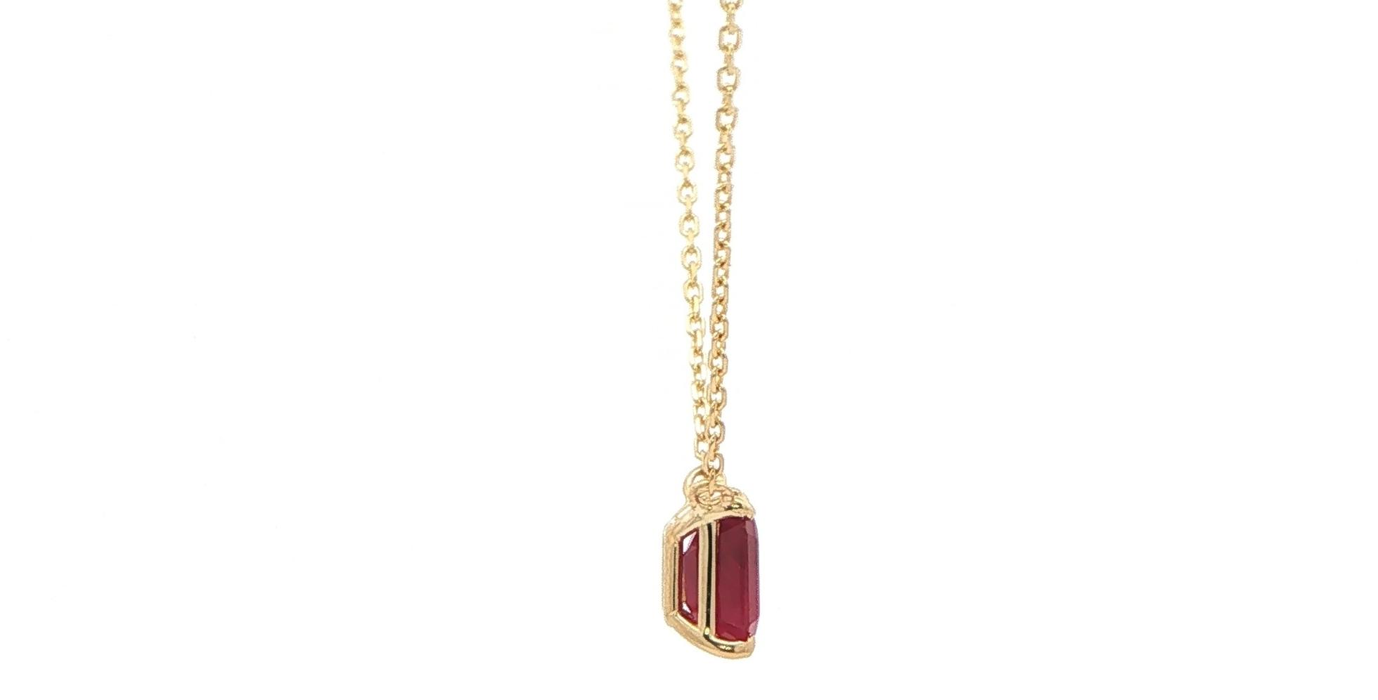 Emerald-Cut Ruby Necklace on Split Chain in Yellow Gold (1.20cts) side