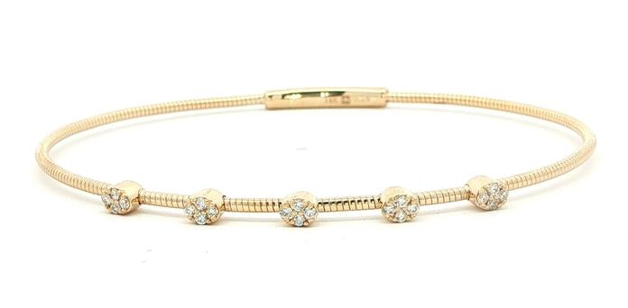 content/products/Diamond Cluster Station Flexible Bangle Bracelet in Yellow Gold (0.18cts TWT)