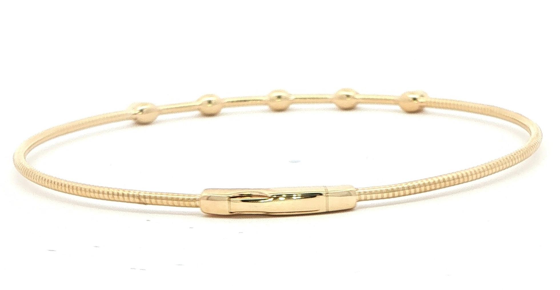 Diamond Cluster Station Flexible Bangle Bracelet in Yellow Gold (0.18cts TWT) back