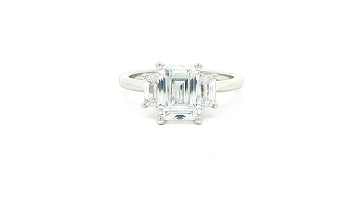 content/products/3-Stone Emerald-cut Cubic Zironium and Diamonds Ring in White Gold (2.60cts TWT)