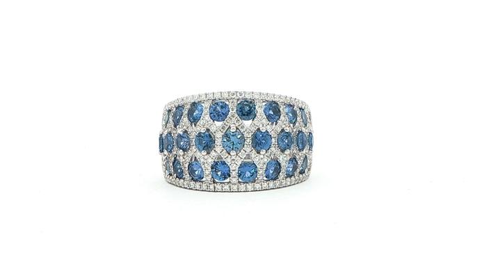 content/products/Honeycomb Design Montana Yogo Sapphire and Diamond Ring in White Gold (2.41cts TWT)
