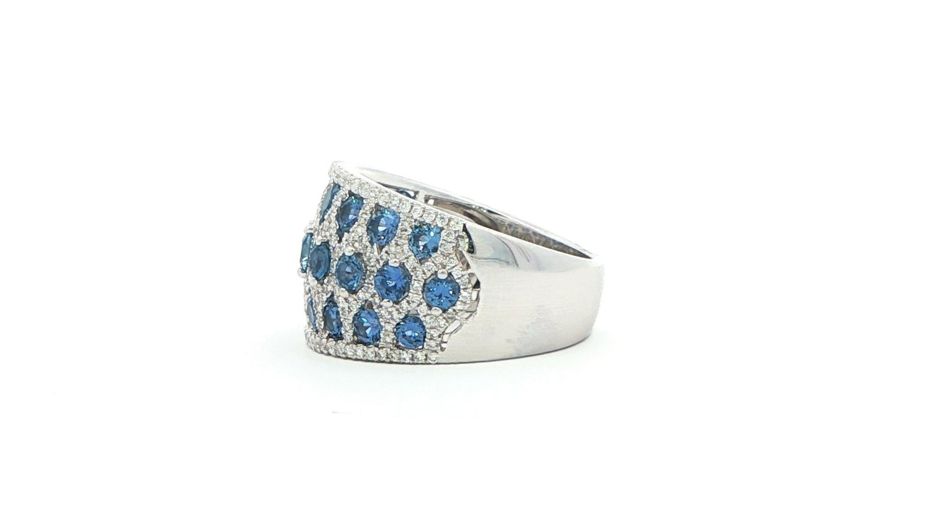 Honeycomb Design Montana Yogo Sapphire and Diamond Ring in White Gold (2.41cts TWT) side