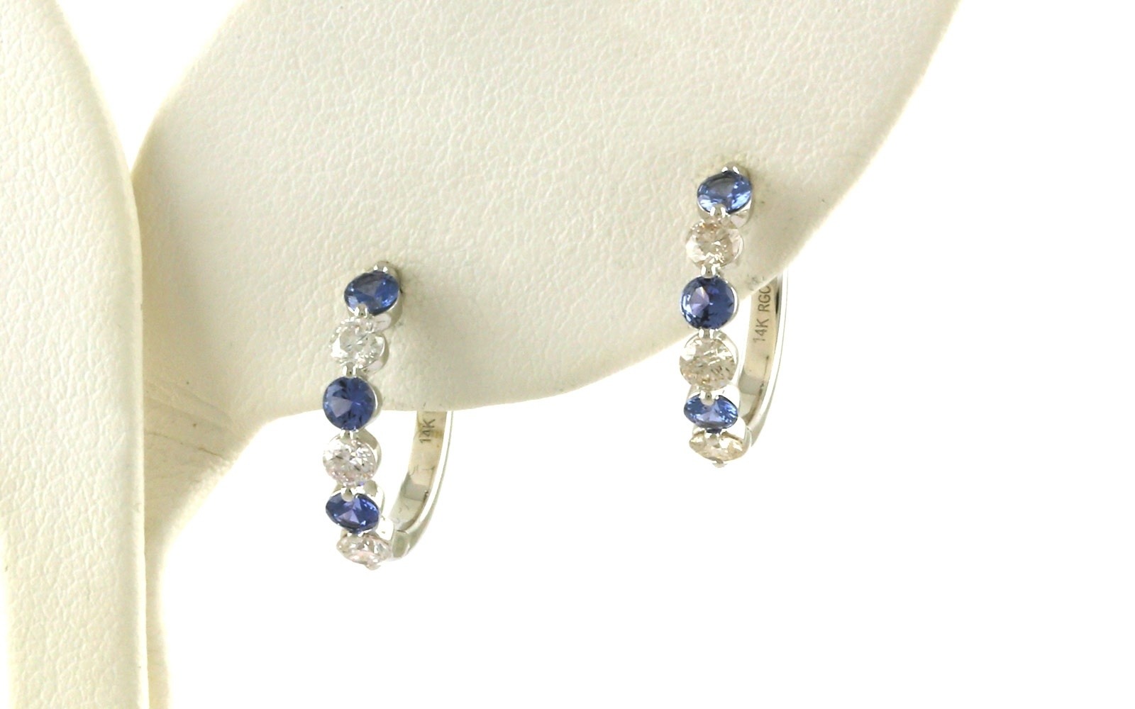Alternating Montana Yogo Sapphire and Diamond Single Shared-Prong Hoop Earrings in White Gold (1.25cts TWT)