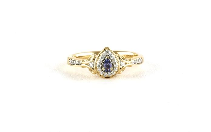 content/products/Pear-cut Montana Yogo Sapphire and Diamond Halo with Milgrain Detail Ring in Yellow Gold (0.25cts TWT)