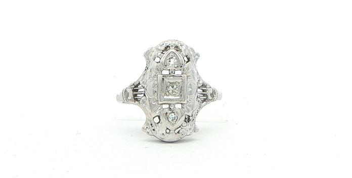 content/products/Estate Piece: Vintage Filigree Diamond Cocktail Ring in White Gold (0.05cts TWT)
