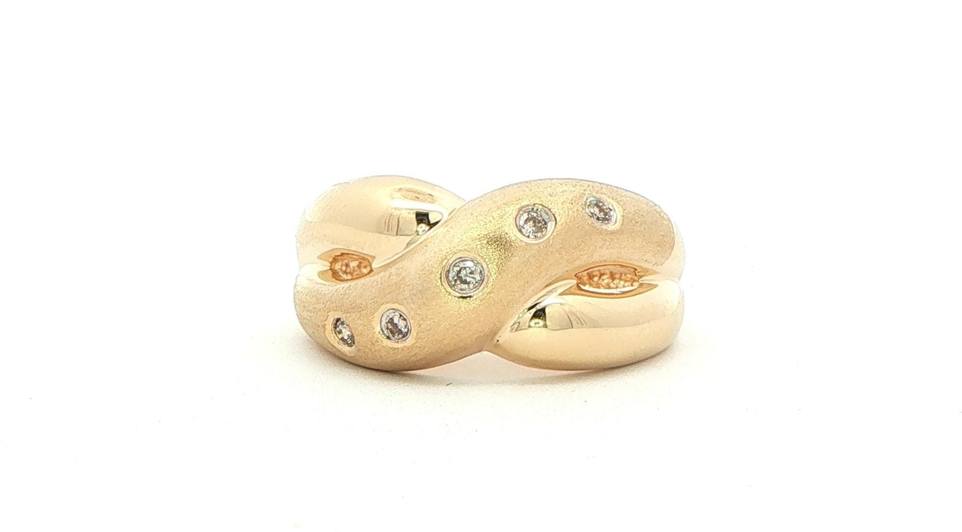 Estate Piece: Hollow Crossover Band Ring with Flush-Set Diamonds in Yellow Gold (0.05cts TWT)