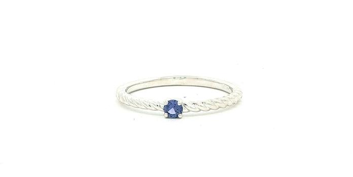 content/products/Twisted Band Huckleberry Sapphire Solitaire Ring in Sterling Silver (0.10cts)