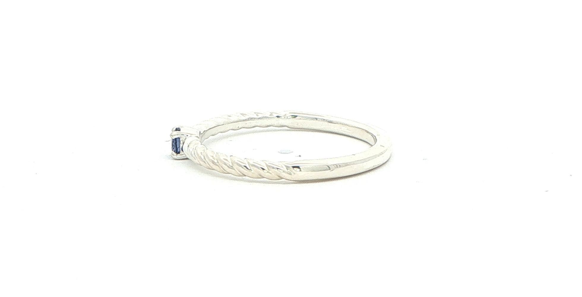 Twisted Band Huckleberry Sapphire Solitaire Ring in Sterling Silver (0.10cts) side