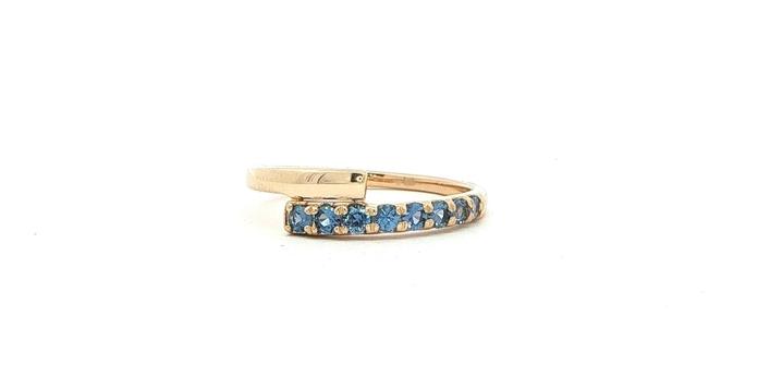 content/products/Montana Yogo Sapphire Bypass Ring in Yellow Gold (0.38cts TWT)