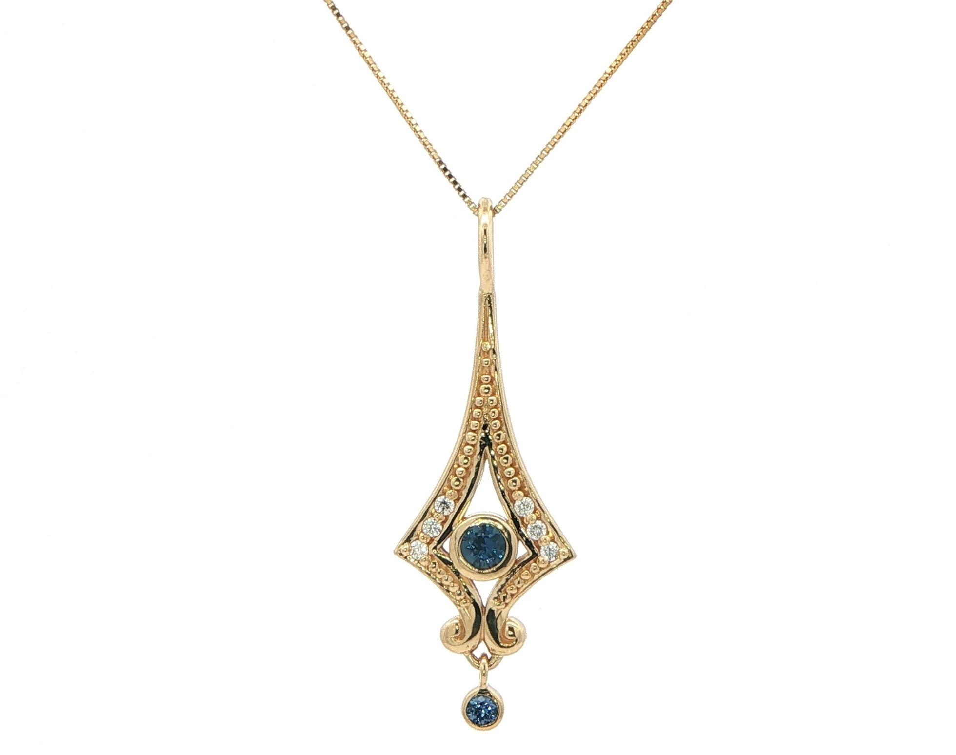 Vintage-Inspired Montana Yogo Sapphire and Diamond Pendant Necklace in Yellow Gold (0.20cts TWT)