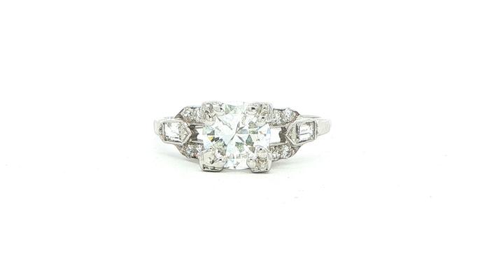 content/products/Estate Piece: Art Deco Diamond Engagement Ring in Platinum (1.32cts TWT)